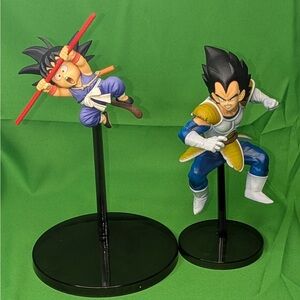 Lot of 2 Banpresto Dragon Ball Super Goku and Vegeta with stand. EUC